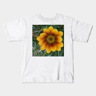 Yellow flower of rotorua nz Kids T-Shirt